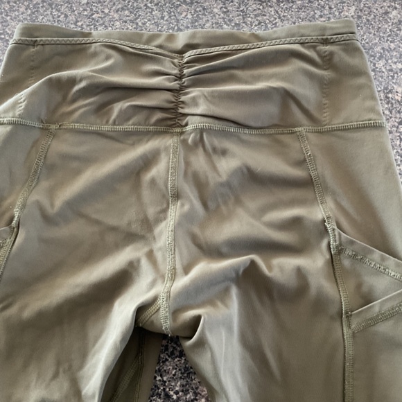 Lululemon Tights / Leggings, size 6, olive green - Picture 2 of 7
